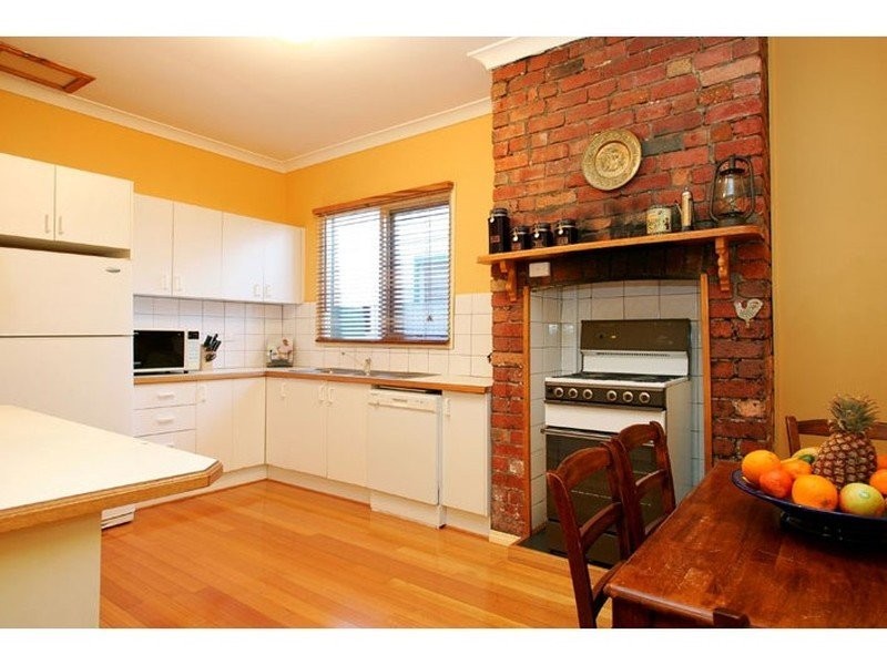 8 Kent Street, Yarraville VIC 3013