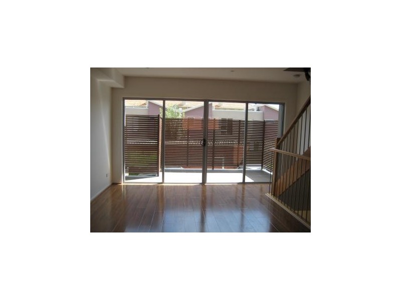 7/6 Rosamond Road, Maribyrnong VIC 3032