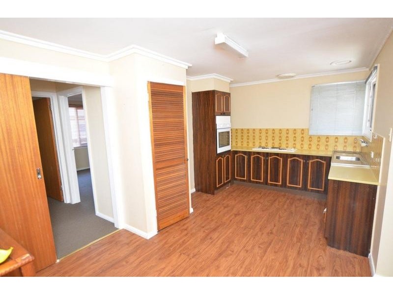 4/13 Bishop Street, Kingsville VIC 3012