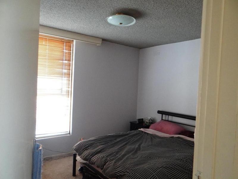 17/5 Lewis Street, Kingsville VIC 3012