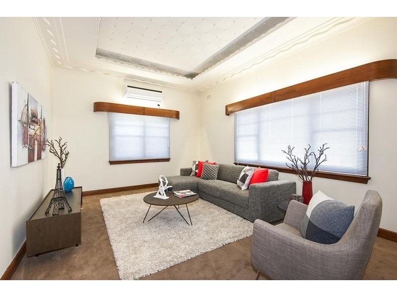 9 Williamstown Road, Seddon VIC 3011