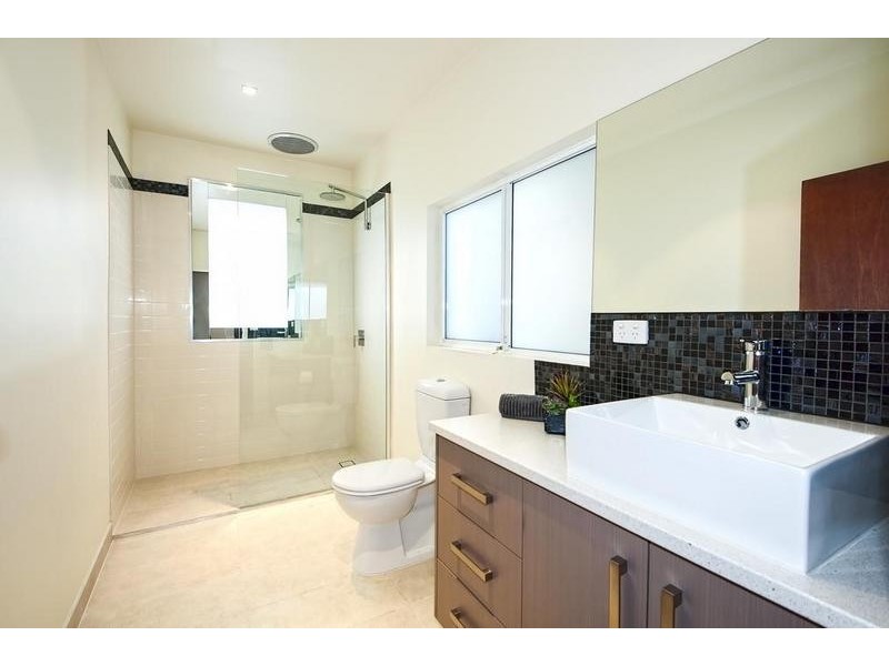 9 Williamstown Road, Seddon VIC 3011