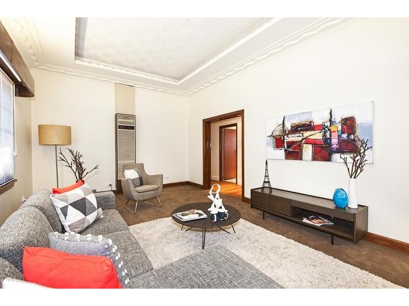 9 Williamstown Road, Seddon VIC 3011