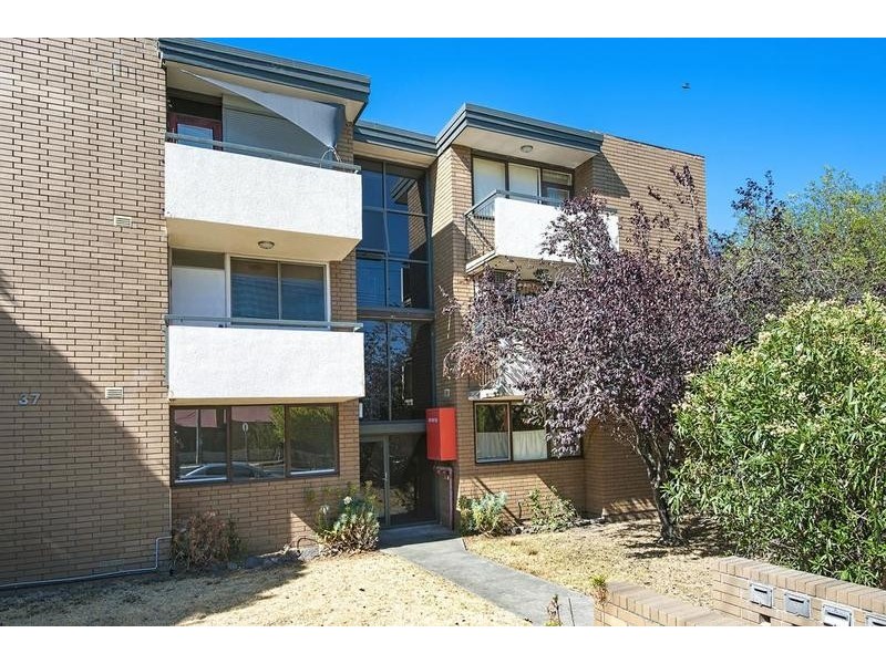 4/37 Somerville Road, Yarraville VIC 3013