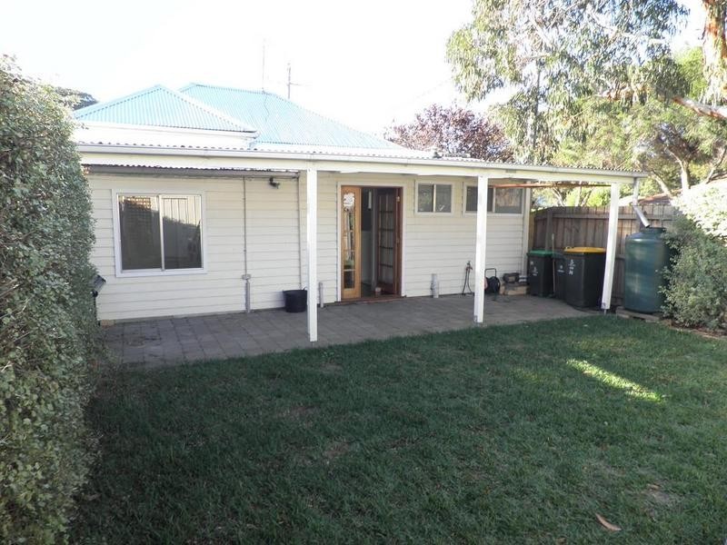 39 Collingwood Road, Newport VIC 3015