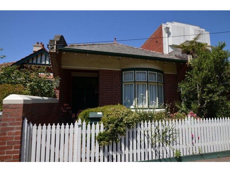 36 Bowen Crescent, Carlton North VIC 3054