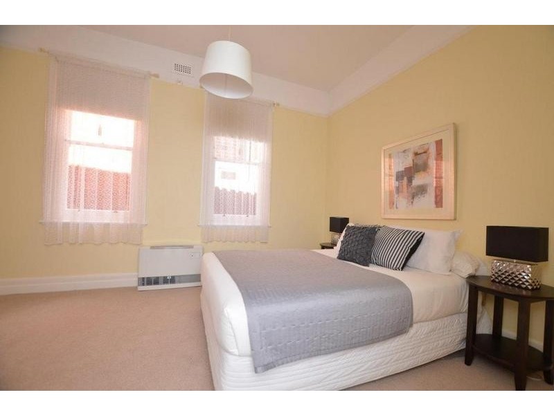 36 Bowen Crescent, Carlton North VIC 3054