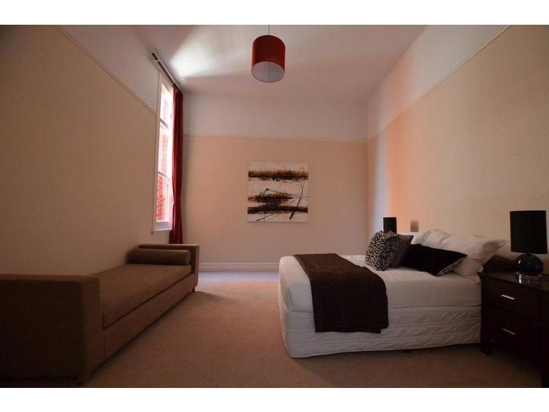 36 Bowen Crescent, Carlton North VIC 3054