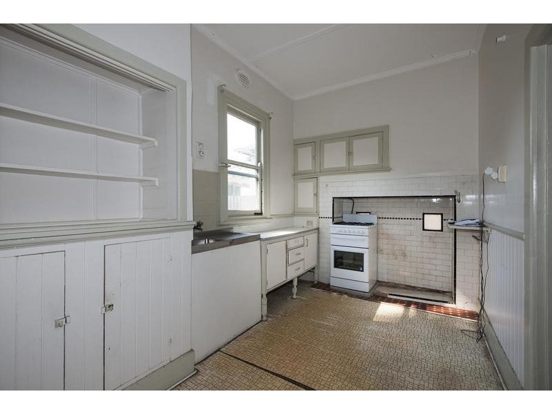 45 Bishop Street, Kingsville VIC 3012