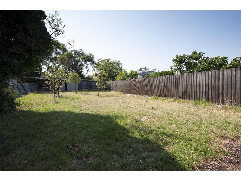 45 Bishop Street, Kingsville VIC 3012