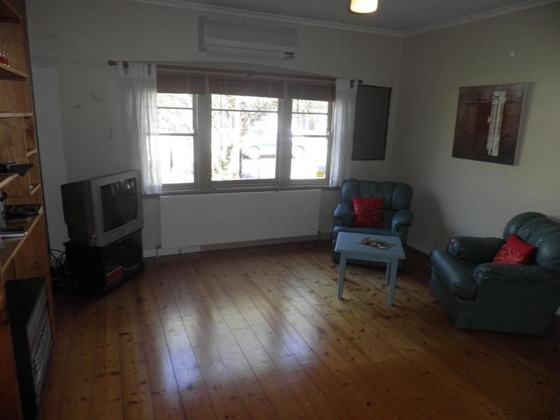 58 Paxton Street, South Kingsville VIC 3015