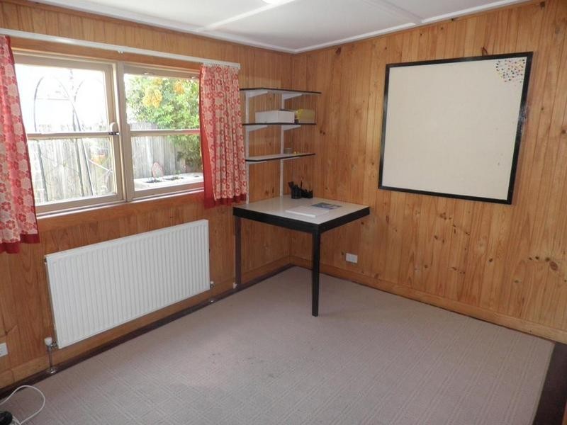 58 Paxton Street, South Kingsville VIC 3015