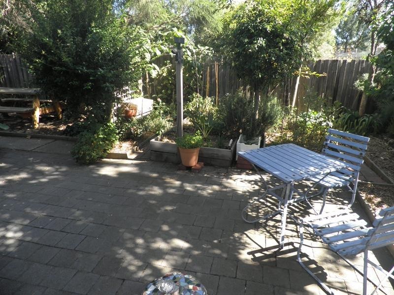 58 Paxton Street, South Kingsville VIC 3015