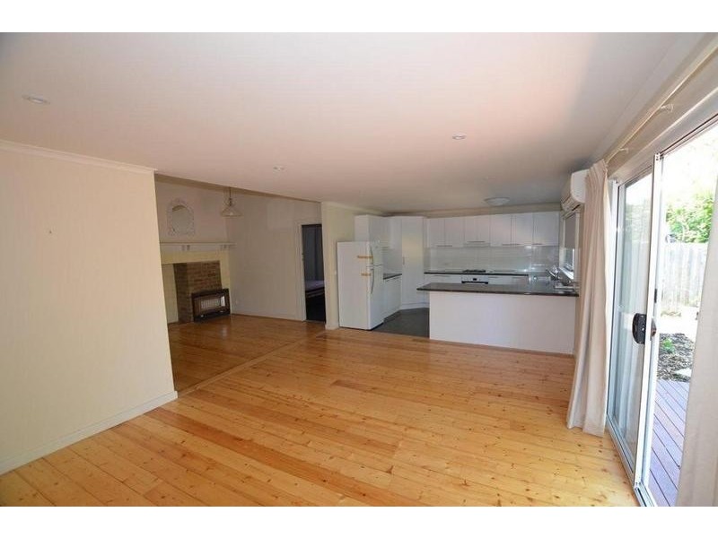 9 Gladstone Street, Yarraville VIC 3013