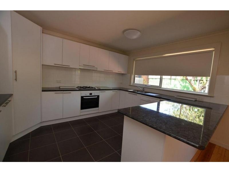 9 Gladstone Street, Yarraville VIC 3013