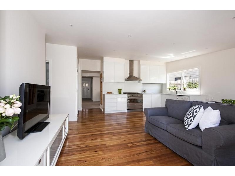 17 Neil Street, West Footscray VIC 3012