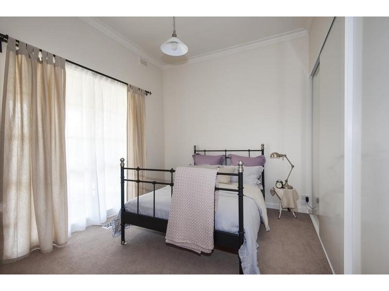 17 Neil Street, West Footscray VIC 3012