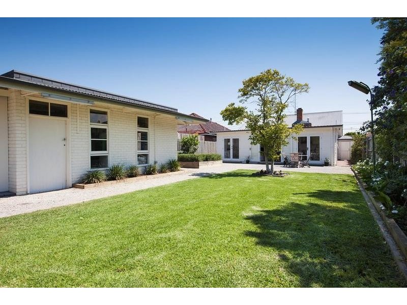 17 Neil Street, West Footscray VIC 3012