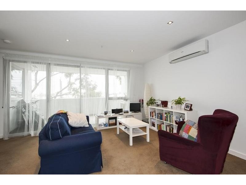 34/12 Crefden Street, Maidstone VIC 3012