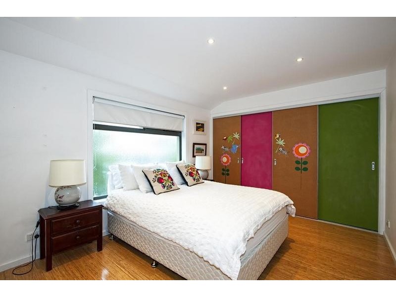 20 Empress Avenue, Kingsville VIC 3012