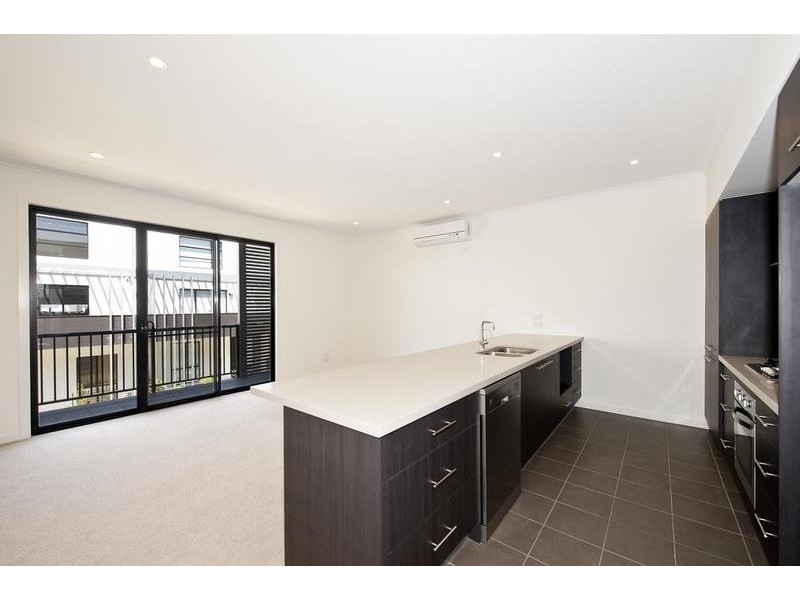 8/20 Hewitt Avenue, Footscray VIC 3011