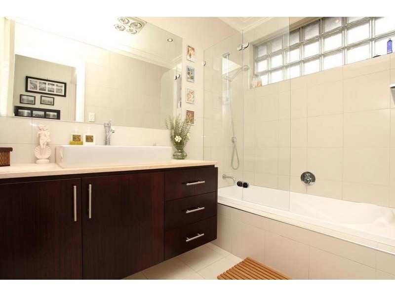 7/27 Hobbs Street, Seddon VIC 3011