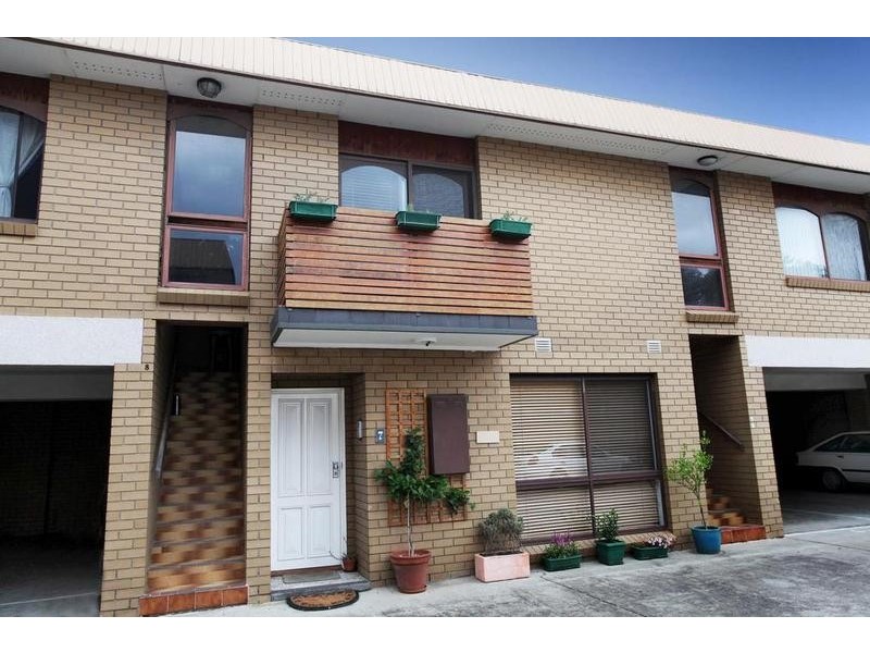 7/27 Hobbs Street, Seddon VIC 3011