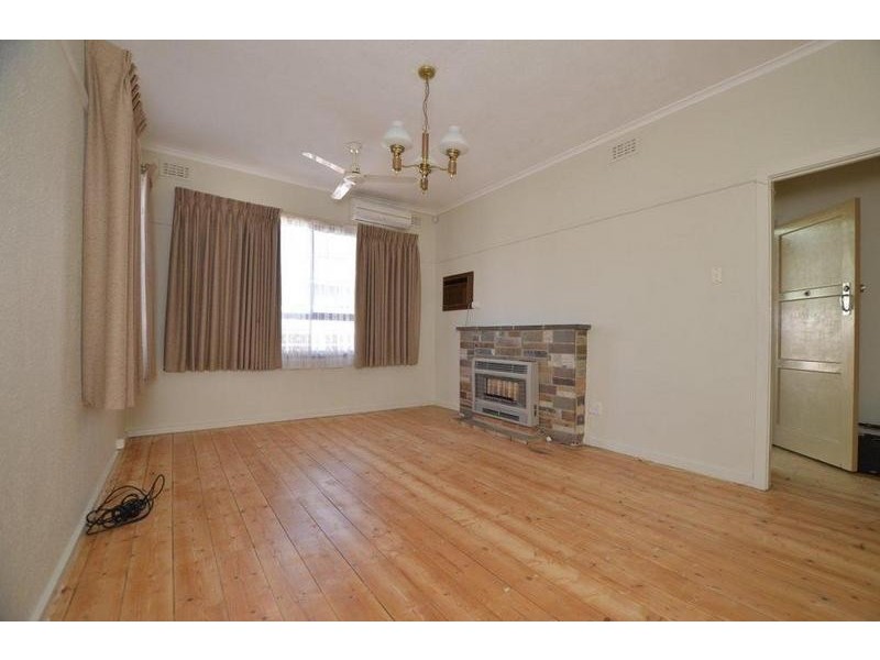 28 Alma Street, Maidstone VIC 3012