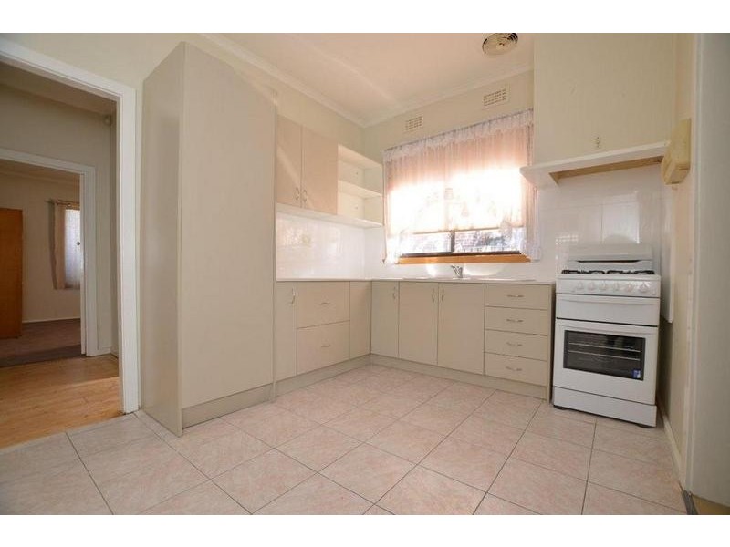 28 Alma Street, Maidstone VIC 3012