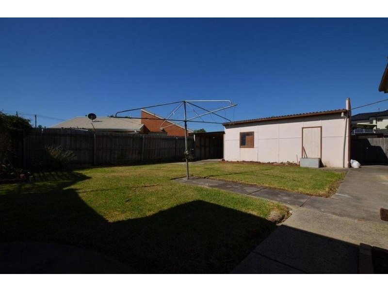 28 Alma Street, Maidstone VIC 3012