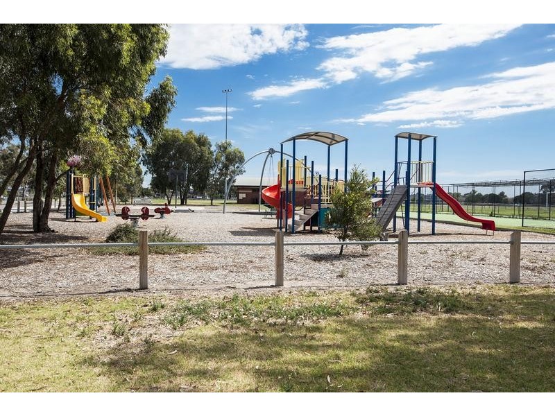 8 Wellington Street, West Footscray VIC 3012