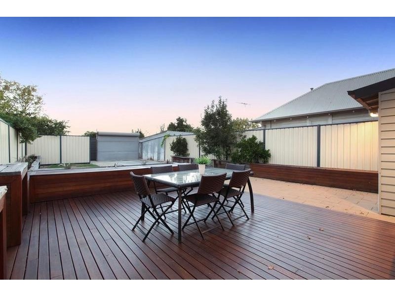 31 Ballarat Road, Maidstone VIC 3012