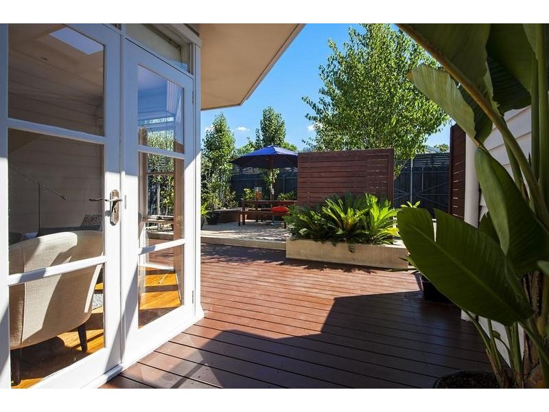 18 Empress Avenue, Kingsville VIC 3012