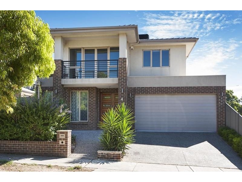 4 Bluebell Court, Sunshine North VIC 3020