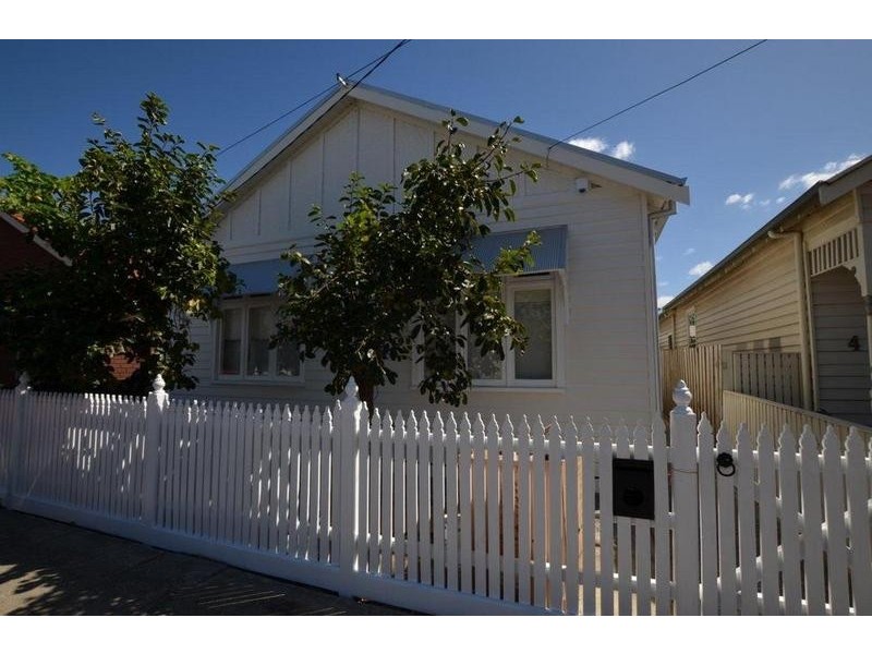 6 South Street, Seddon VIC 3011