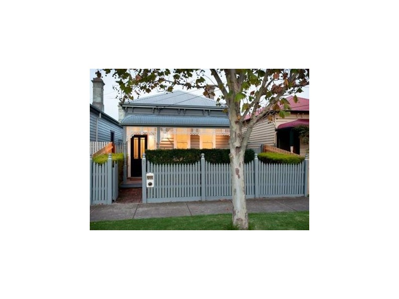 7 Bayview Road, Seddon VIC 3011