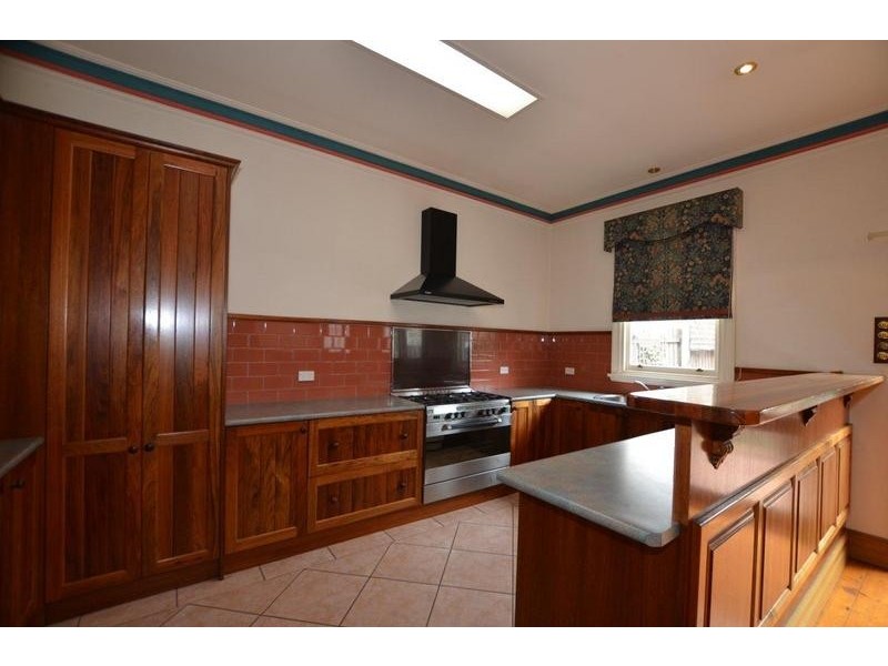 64 Gamon Street, Seddon VIC 3011