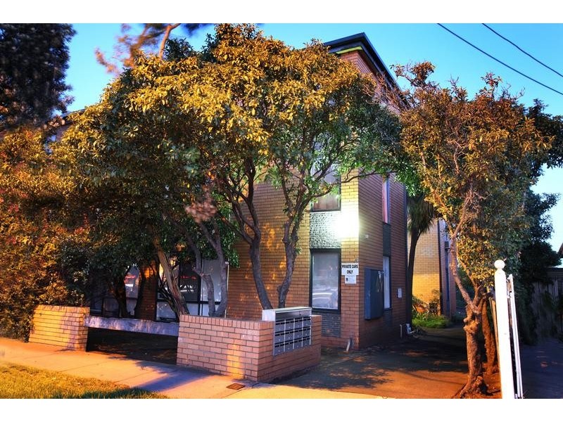 11/39-41 Hyde Street, Footscray VIC 3011