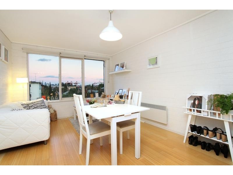 11/39-41 Hyde Street, Footscray VIC 3011