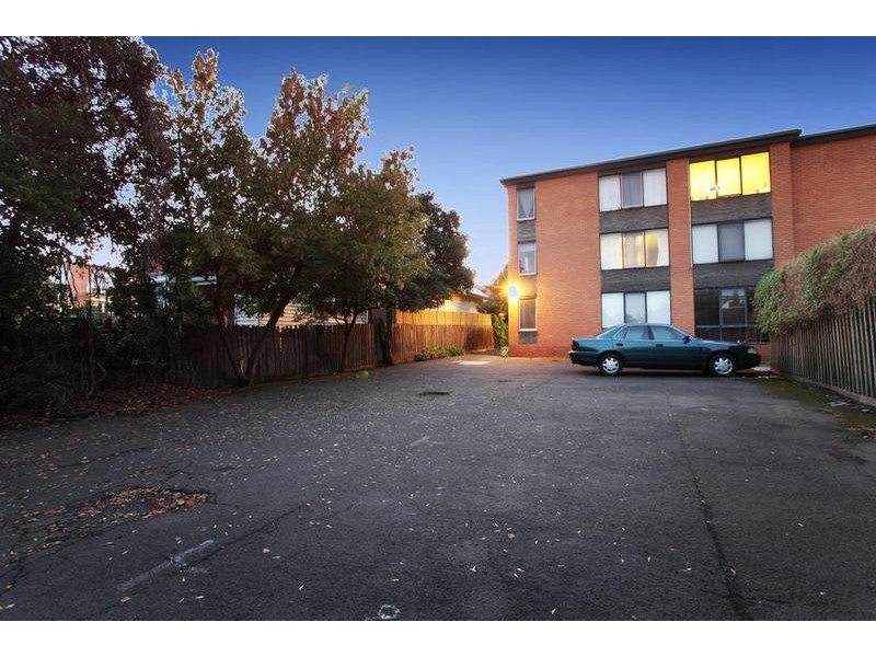 11/39-41 Hyde Street, Footscray VIC 3011