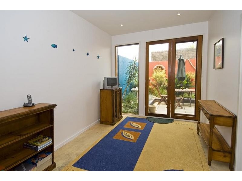 16A Gordon Parade, Yarraville VIC 3013