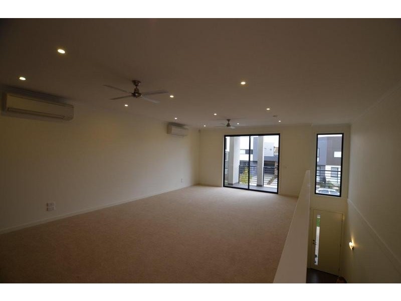 9 Souter Crescent, Footscray VIC 3011