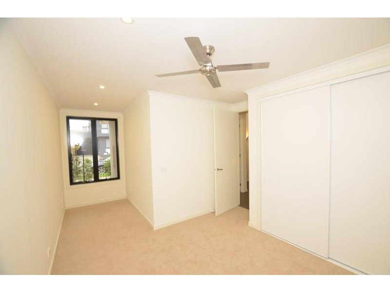 9 Souter Crescent, Footscray VIC 3011