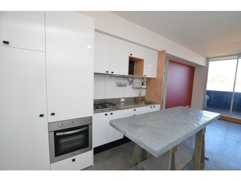 4/130 Victoria Street, Seddon VIC 3011