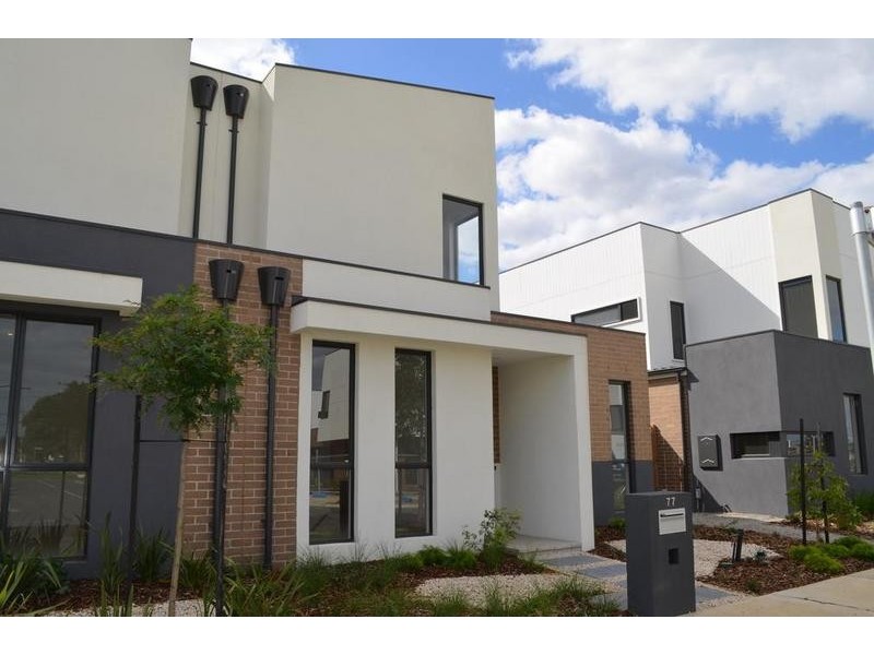 77 McDougall Drive, Footscray VIC 3011