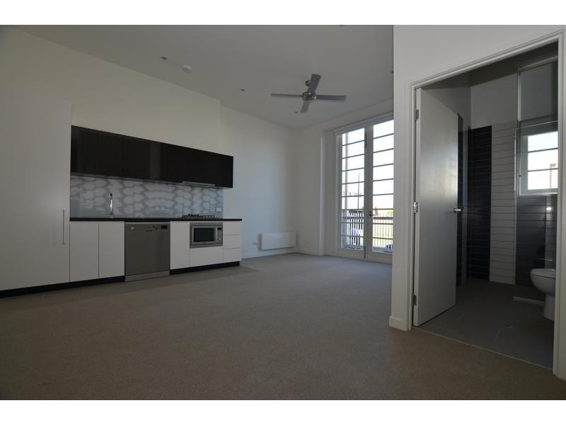 5/64 Cross Street, Footscray VIC 3011