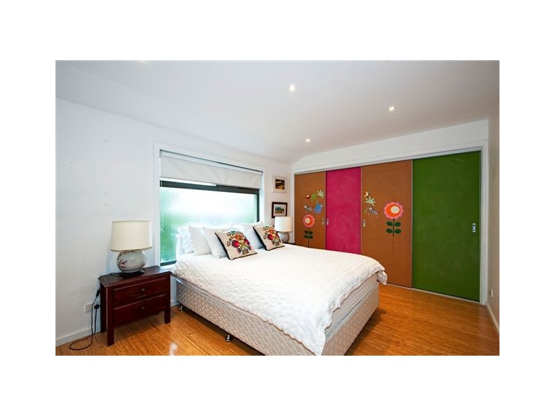 20 Empress Avenue, Kingsville VIC 3012