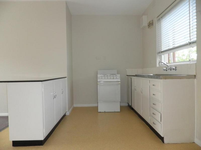 2/64 Stephen Street, Yarraville VIC 3013