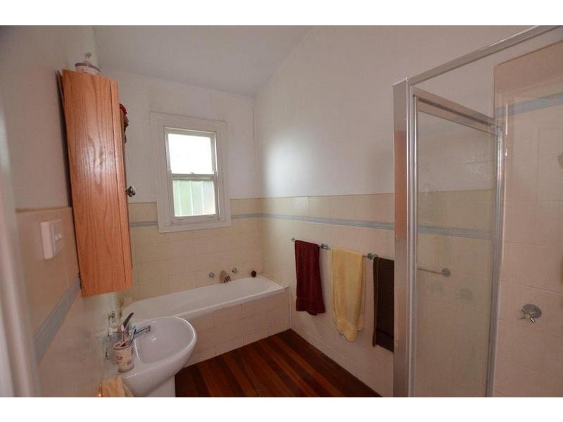 32 Alexander Street, Seddon VIC 3011