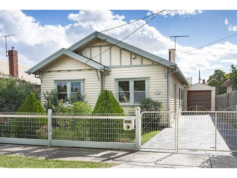 18 Pitt Street, West Footscray VIC 3012